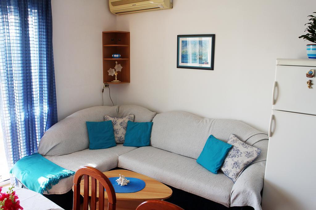 Apartment Teraferma コミジャ エクステリア 写真